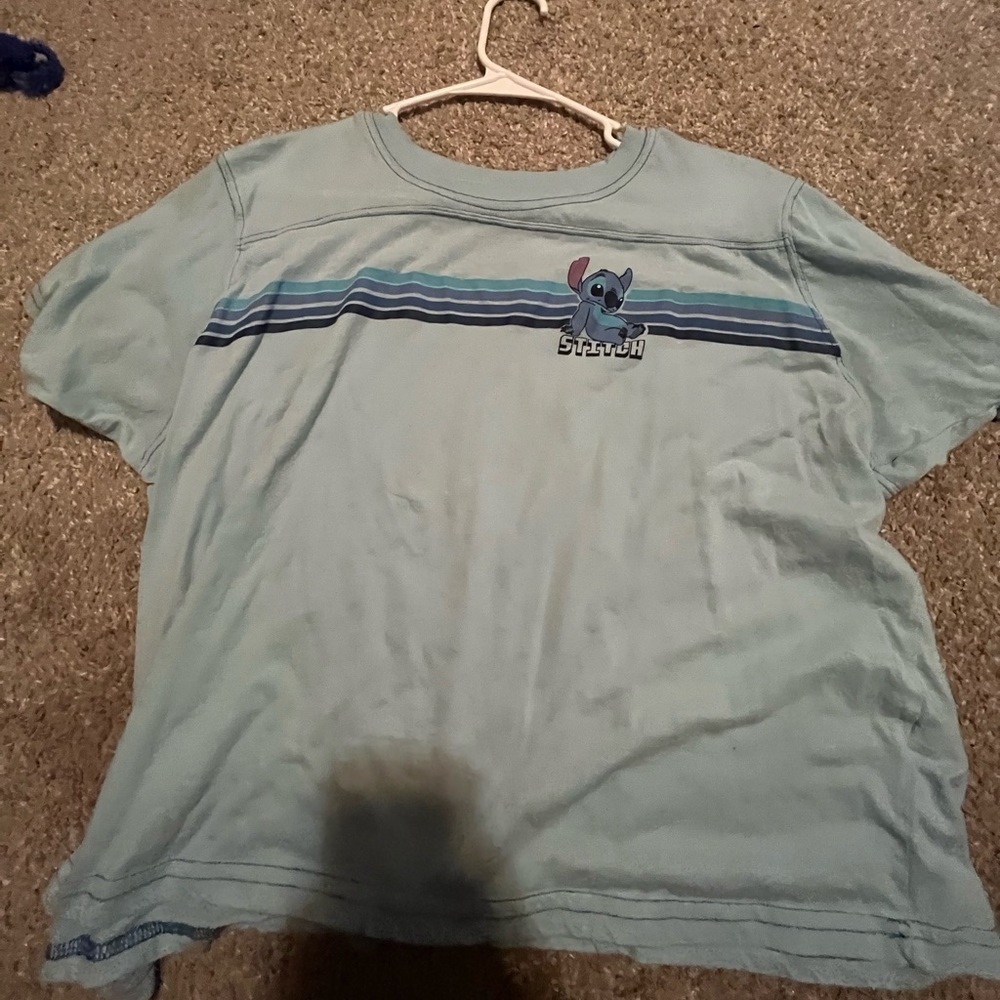 Disney Stitch 2xl cropped tee